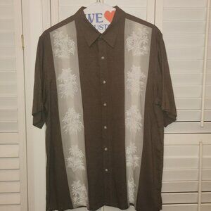 CROFT & BARROW BUTTON DOWN SHORT SLEEVE SIZE L